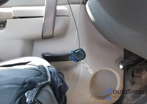 2010 Chevrolet Silverado C1500 z USA, uszkodzony, nr VIN 1GCPCPE09AZ164688